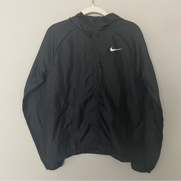 Nike jacket - Picture 1 of 3